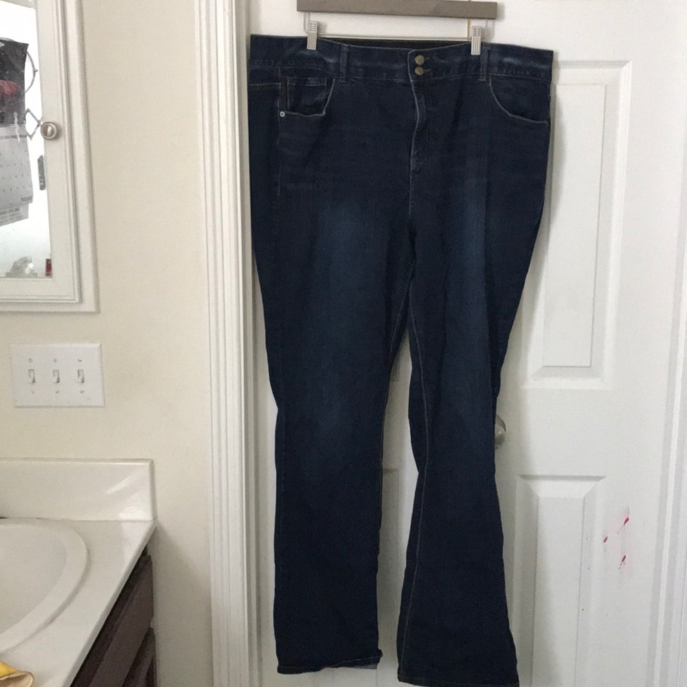 24 Long boot cut jeans dark wash